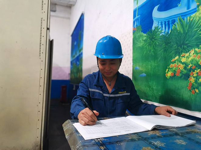 1626916899979145.jpg 新時(shí)代下可愛(ài)的人1_副本.jpg